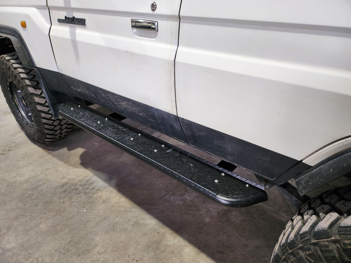 Steel Side Step For Land Cruiser LC76（MY07-MY26） - Product image 2