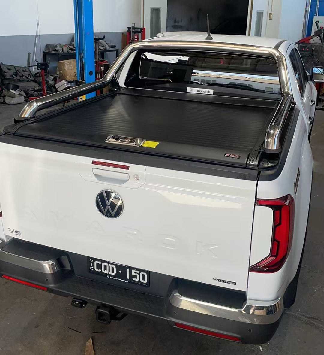 Manual Roller Shutter For Volkswagen Amarok (MY23-MY26） - Product image 2