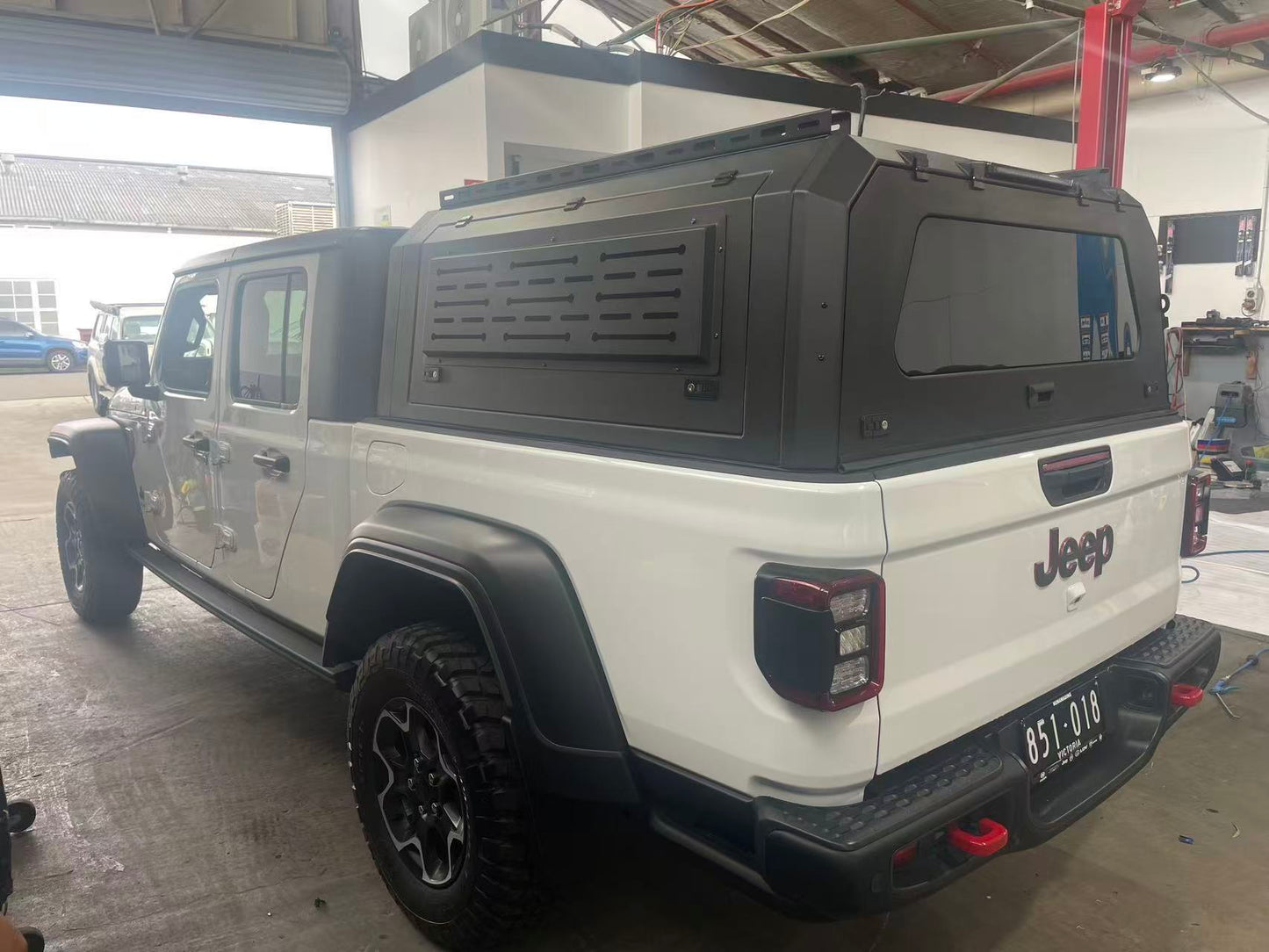 Aluminum Tub Canopy For Jeep Gladiator– Rear View