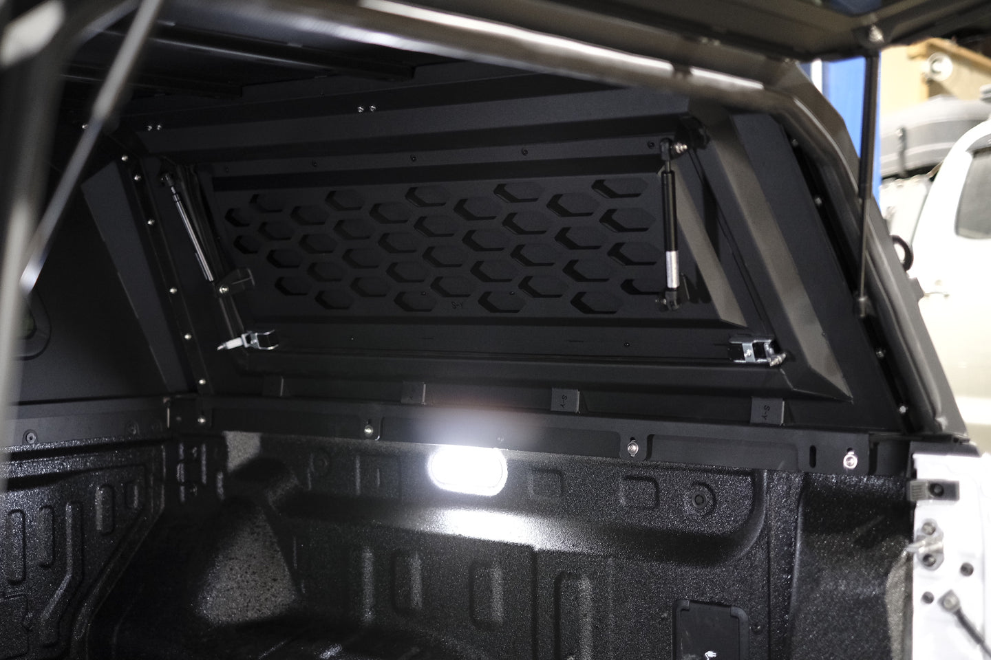 Aluminum Tub Canopy For BYD Shark - Product image 8