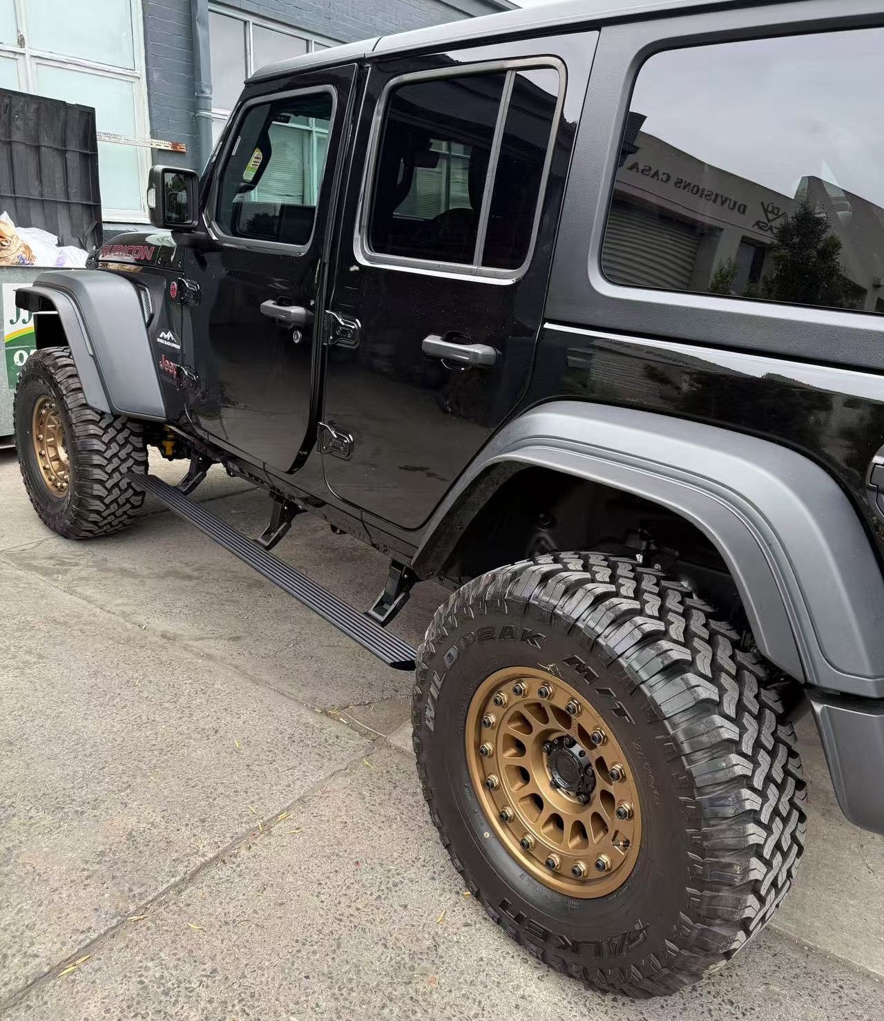 Jeep JL Wrangler Electric Side Step (4 doors) - Product image 6