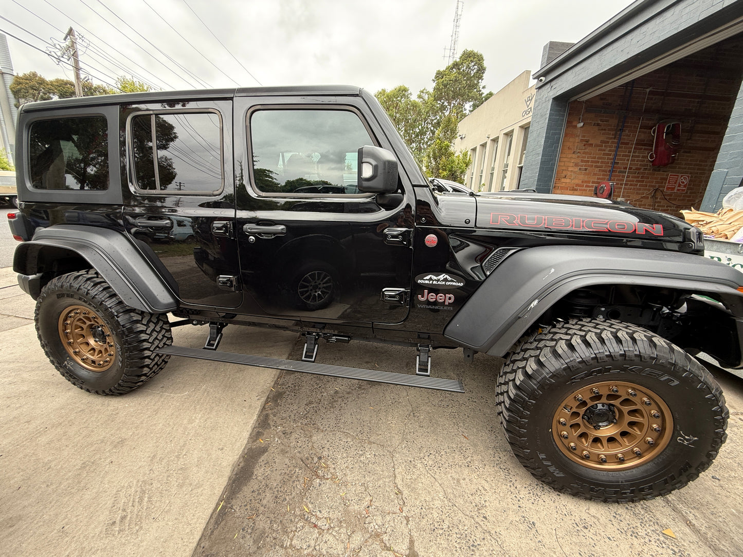 Jeep JL Wrangler Electric Side Step (4 doors) - Product image 7